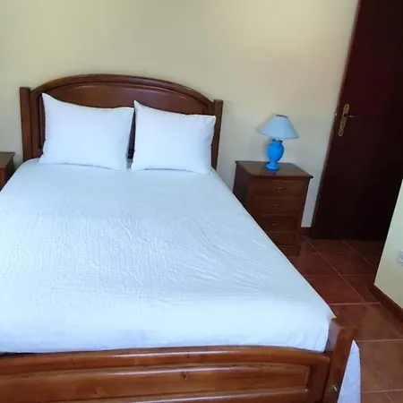 House Of Serra Da Cabreira Feriehus Ruivãis